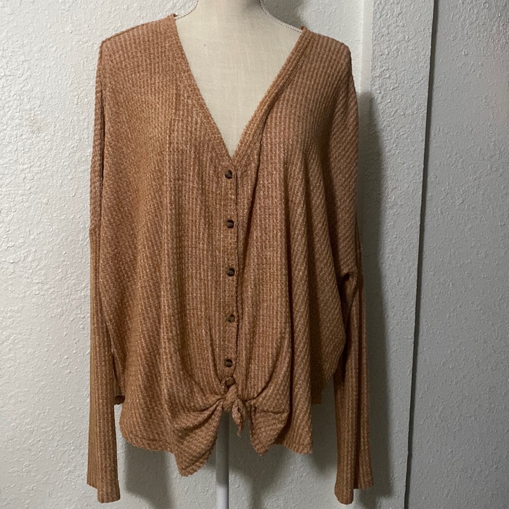 UO Out From Under Jojo Oversized Thermal Button Front Top - Picture 3 of 11